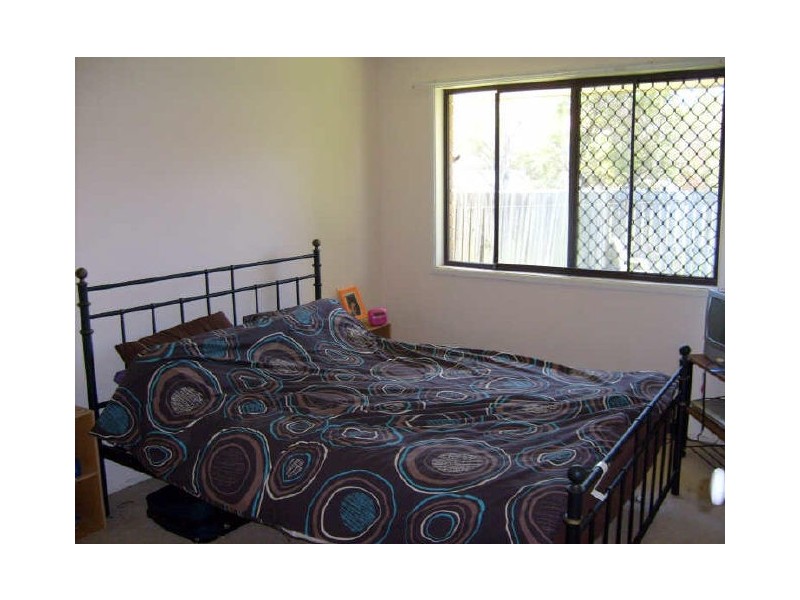 2/139 Central Street, Labrador QLD 4215