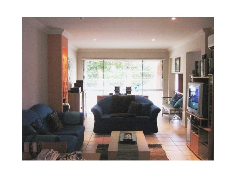 Clear Island Waters QLD 4226