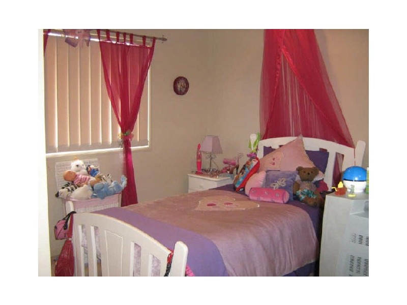 Clear Island Waters QLD 4226