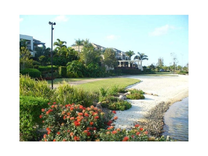 Carrara QLD 4211