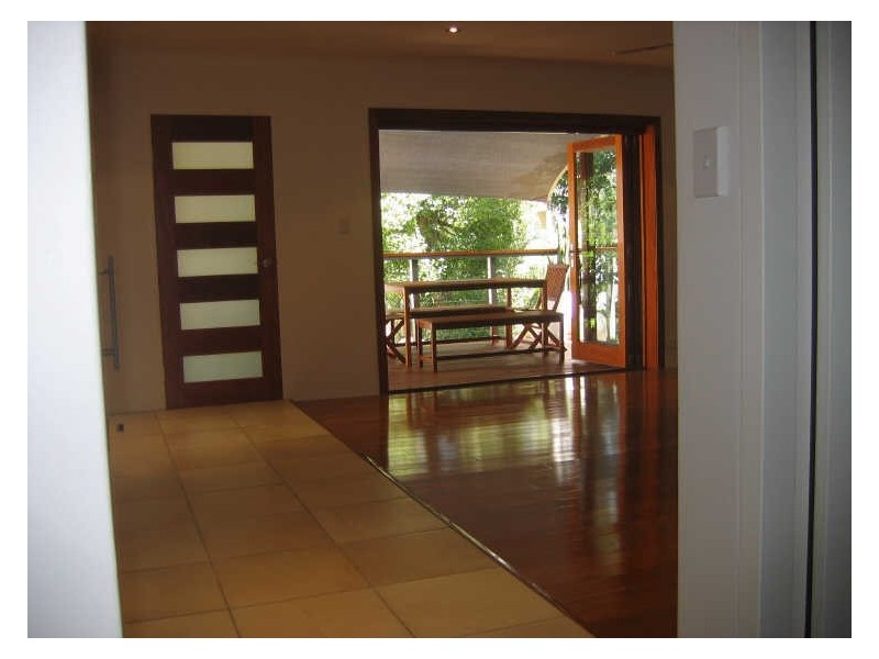Broadbeach QLD 4218
