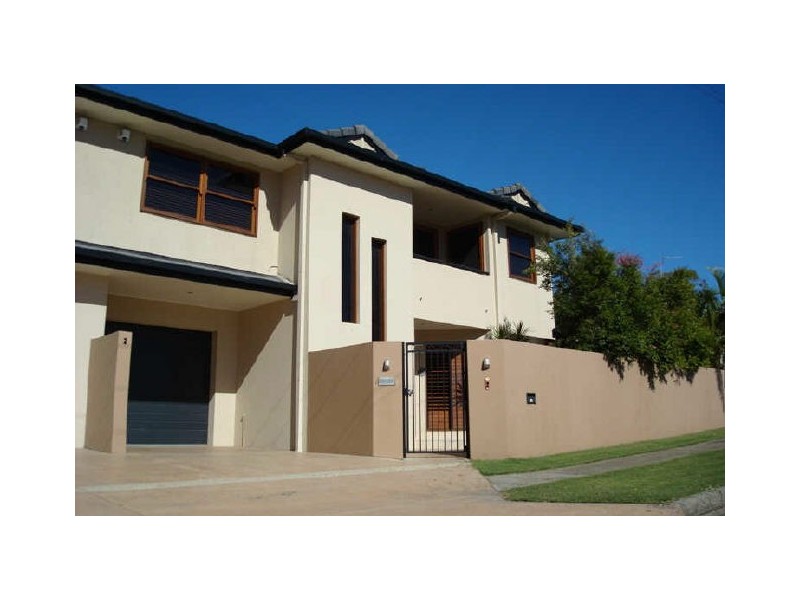 2/2 Cedar Court, Burleigh Heads QLD 4220