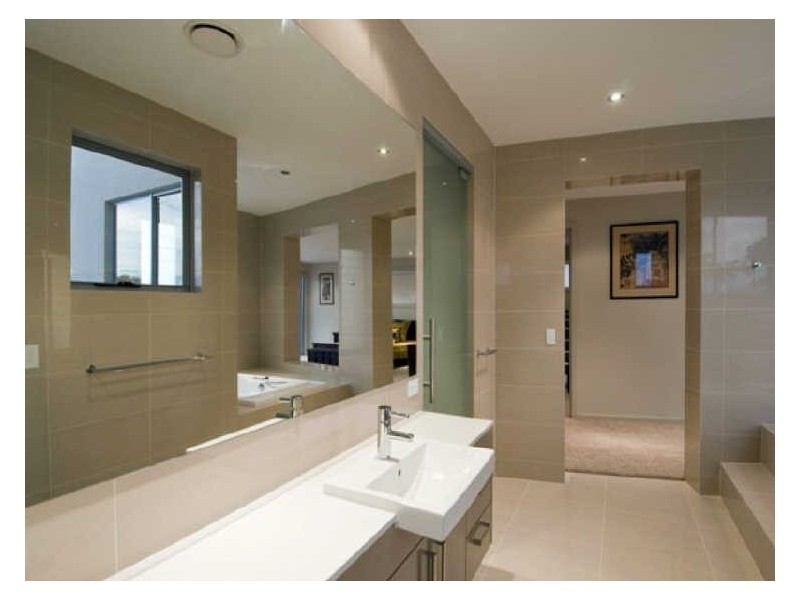 21 Etna St, Surfers Paradise QLD 4217