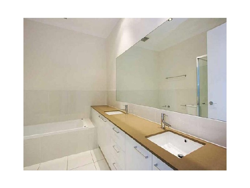 1/9 Cedar Court, Burleigh Heads QLD 4220