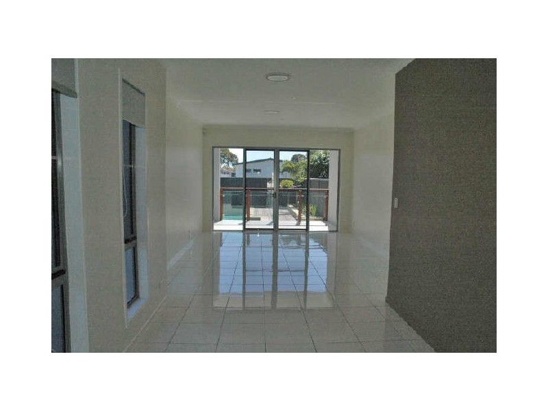 1/9 Cedar Court, Burleigh Heads QLD 4220