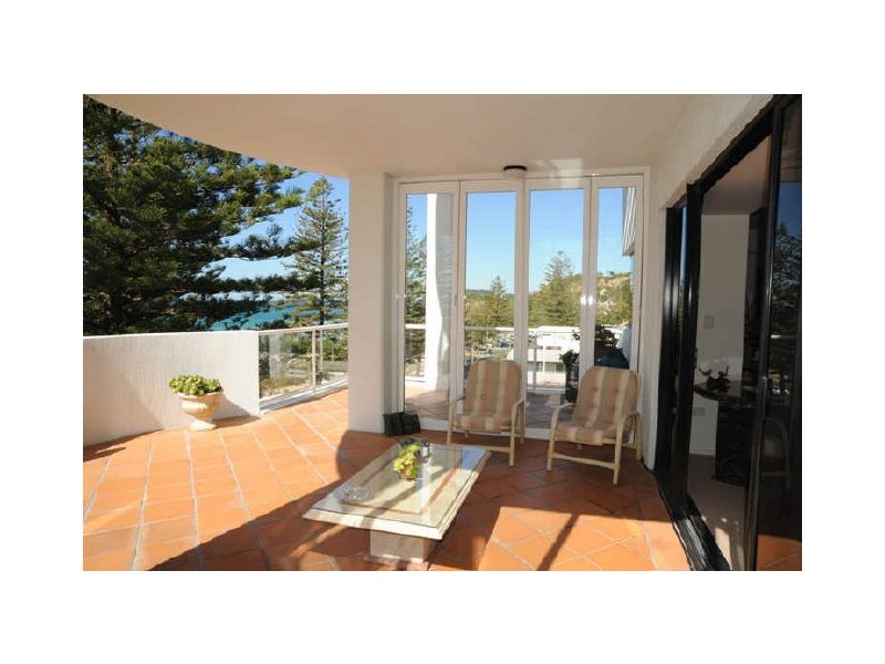 9/20 Marine Pde, Miami QLD 4220