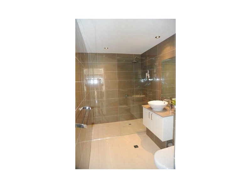 16C/18 Aubrey Street, Surfers Paradise QLD 4217