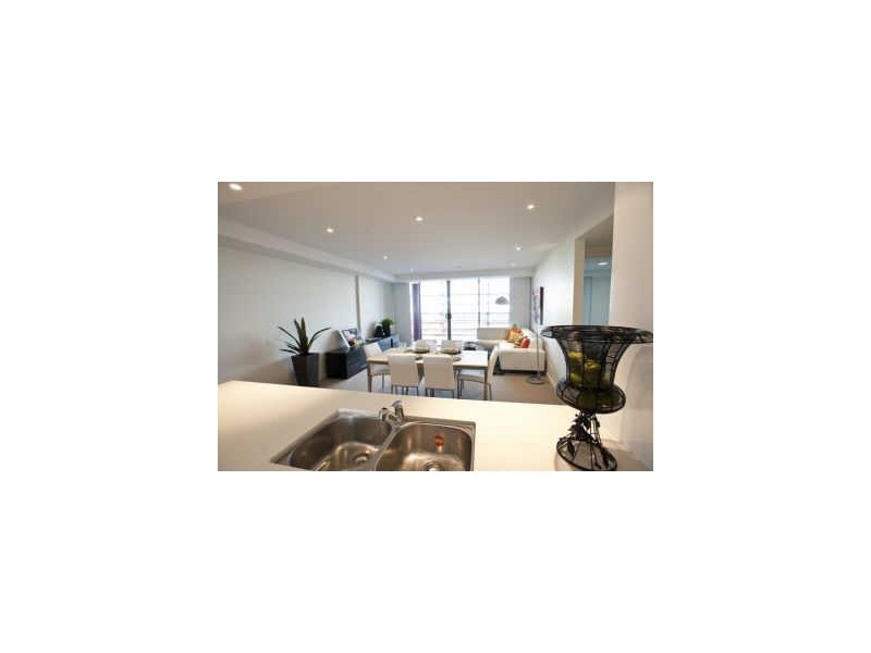 135 Lakelands Drive, Merrimac QLD 4226