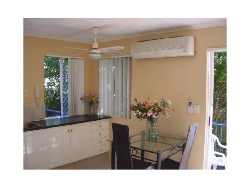 Chevron Island QLD 4217