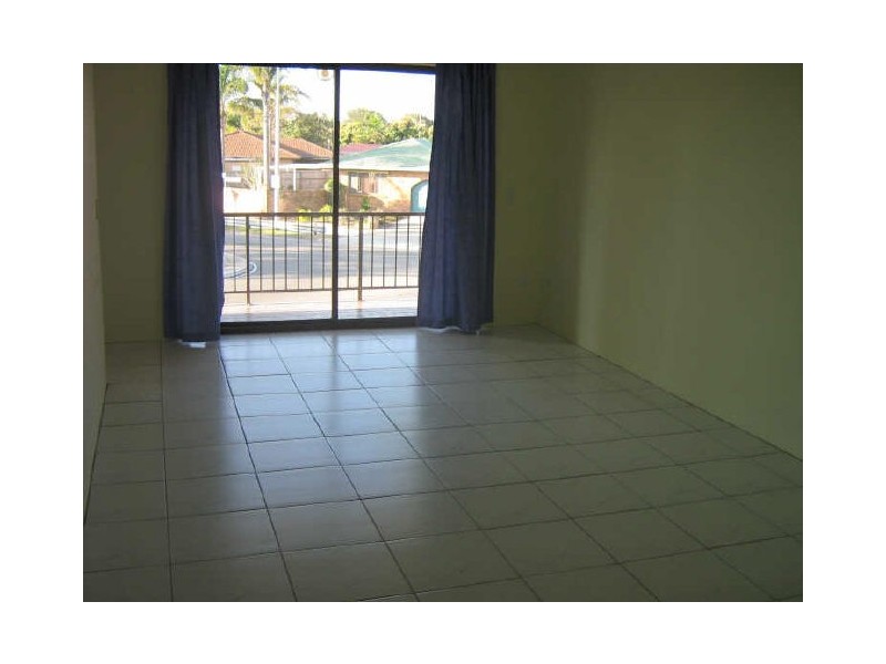 56 Oceanic Drive, Mermaid Waters QLD 4218