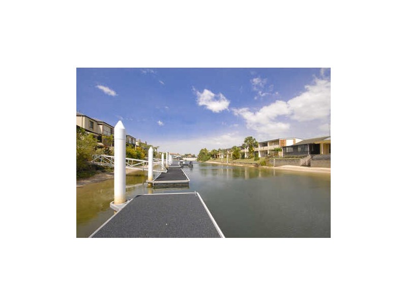 1/5 Miami Key, Broadbeach Waters QLD 4218