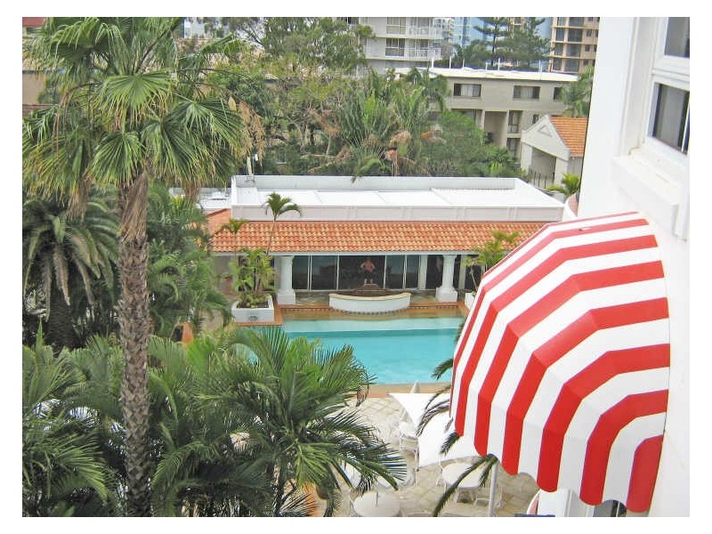 512/9 Beach Parade, Surfers Paradise QLD 4217
