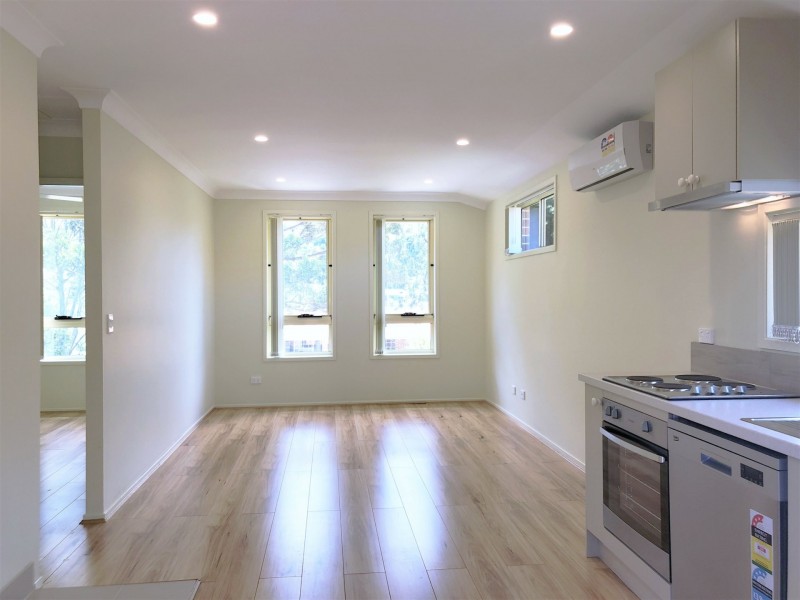 16a Carnarvon Drive, Frenchs Forest NSW 2086