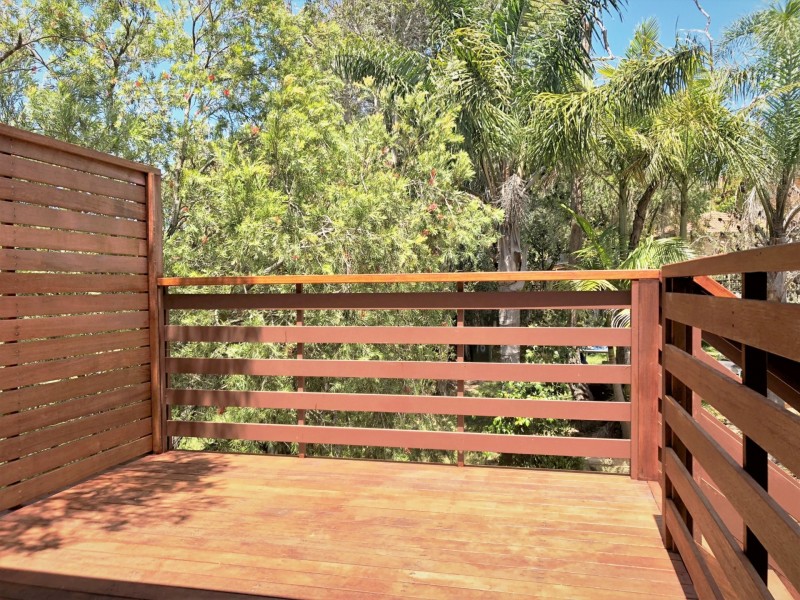 16a Carnarvon Drive, Frenchs Forest NSW 2086