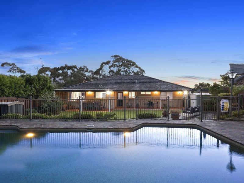 16 Hoddle Crescent, Davidson NSW 2085