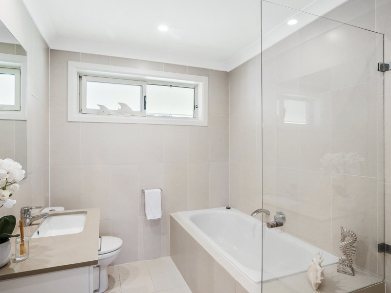 16 Hoddle Crescent, Davidson NSW 2085