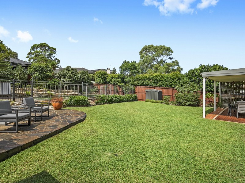 16 Hoddle Crescent, Davidson NSW 2085