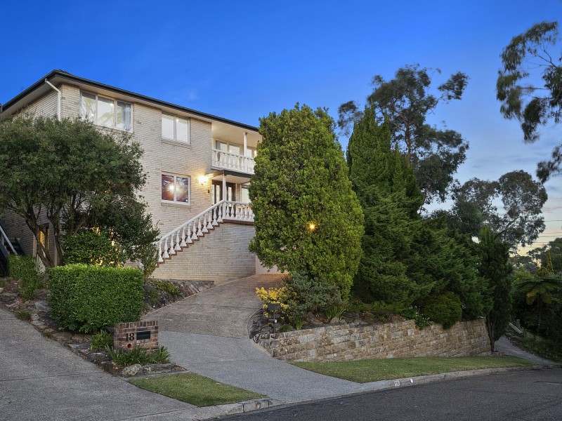 16 Hoddle Crescent, Davidson NSW 2085