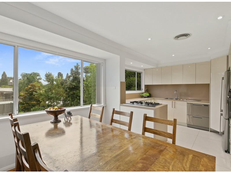 15 Knightsbridge Avenue, Belrose NSW 2085