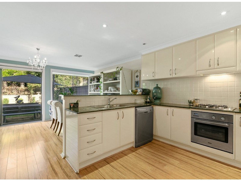 25 Child Circuit, Belrose NSW 2085