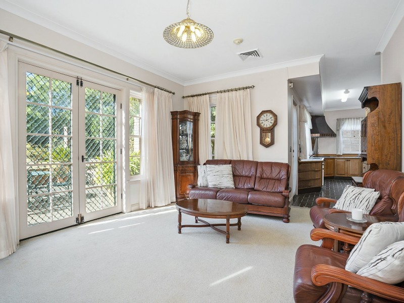 30 Hakea Avenue, Frenchs Forest NSW 2086