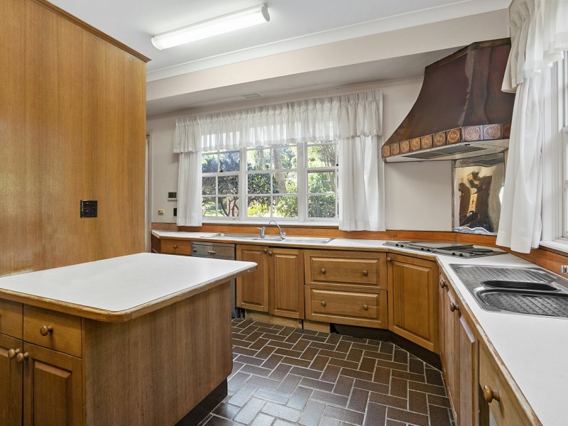 30 Hakea Avenue, Frenchs Forest NSW 2086