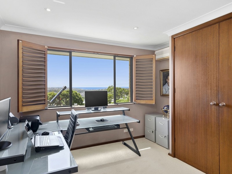 19 Allenby Park Parade, Allambie Heights NSW 2100