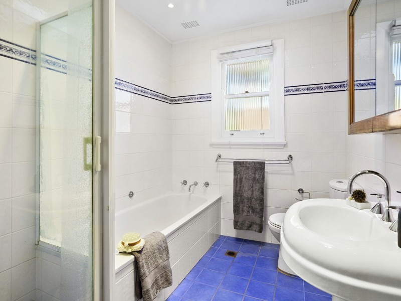 4 Cobb Street, Frenchs Forest NSW 2086