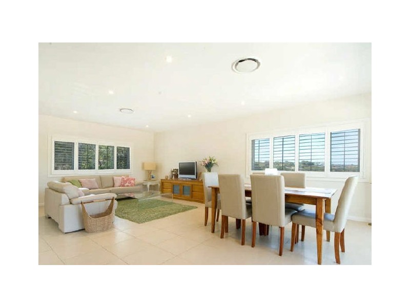 54 Dundilla Road, Frenchs Forest NSW 2086