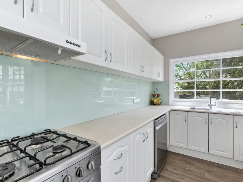 102 Prince Charles Road, Frenchs Forest NSW 2086