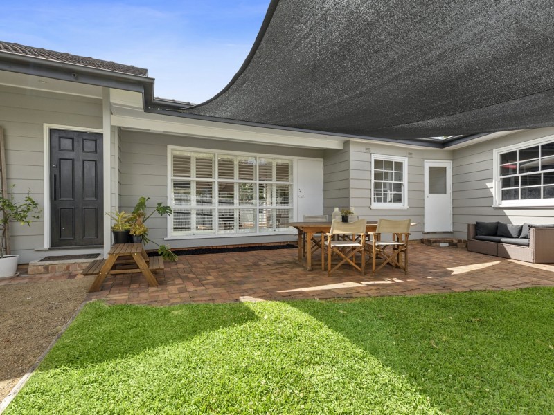 102 Prince Charles Road, Frenchs Forest NSW 2086