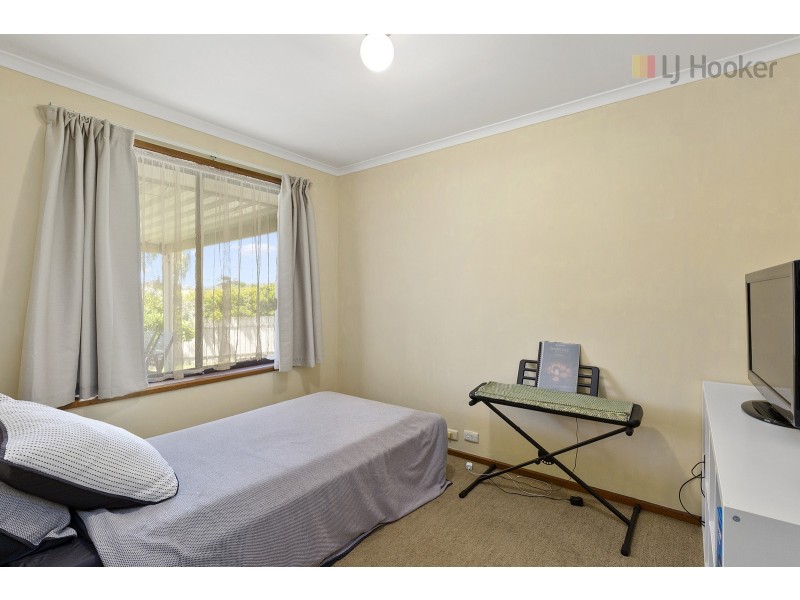 102 Prince Charles Road, Frenchs Forest NSW 2086