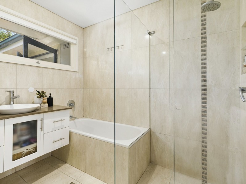 2 Duneba Place, Frenchs Forest NSW 2086