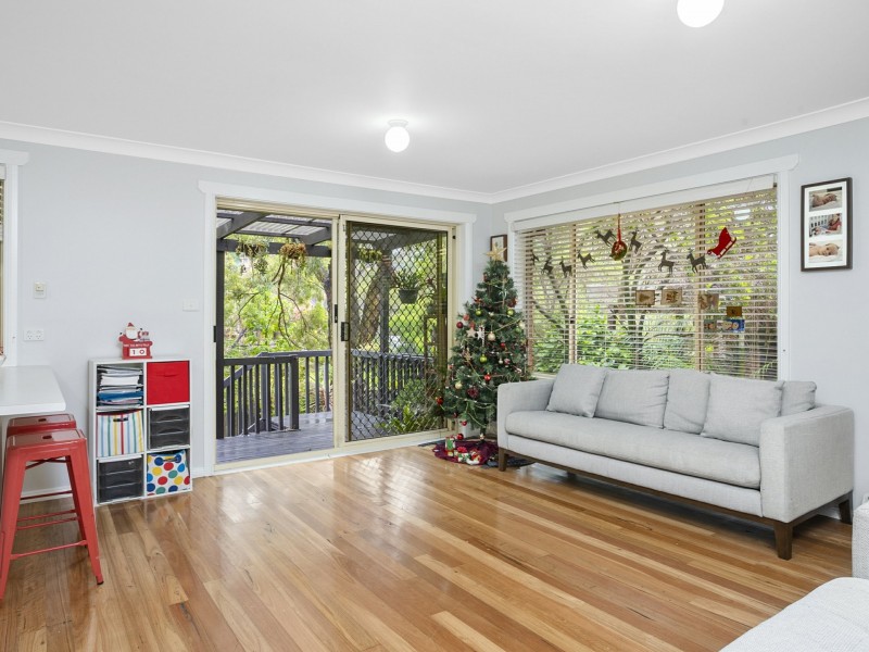 35b Carnarvon Drive, Frenchs Forest NSW 2086