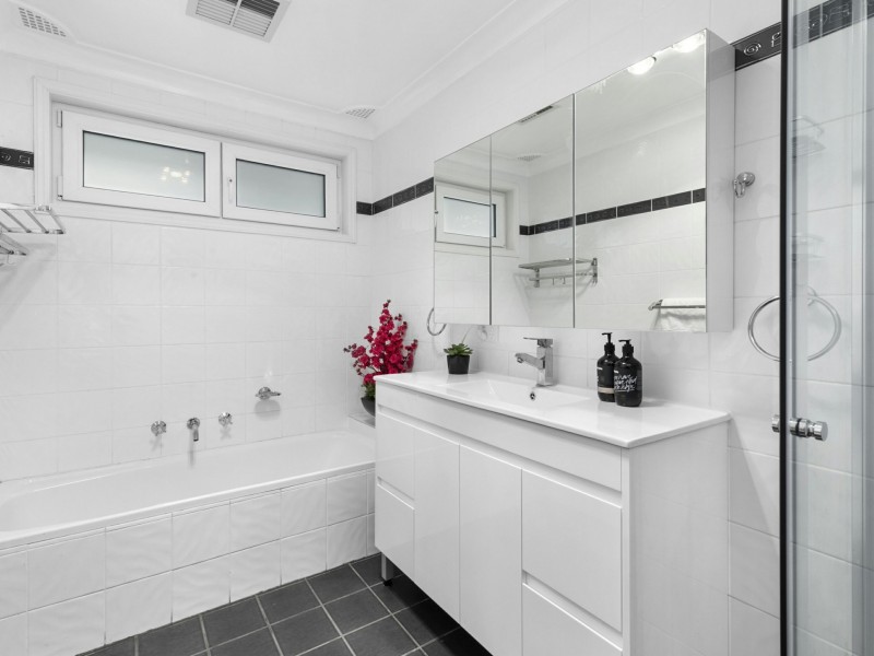 51 Aranda Drive, Davidson NSW 2085