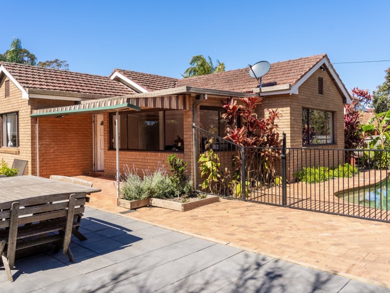 100 Prince Charles Road, Frenchs Forest NSW 2086
