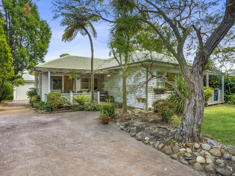 27 Pringle Avenue, Belrose NSW 2085