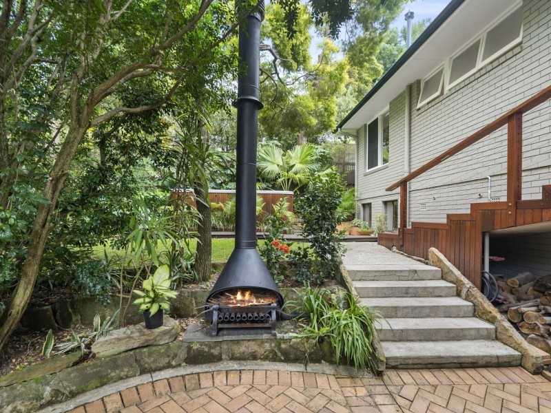 6 Nentoura Place, Forestville NSW 2087