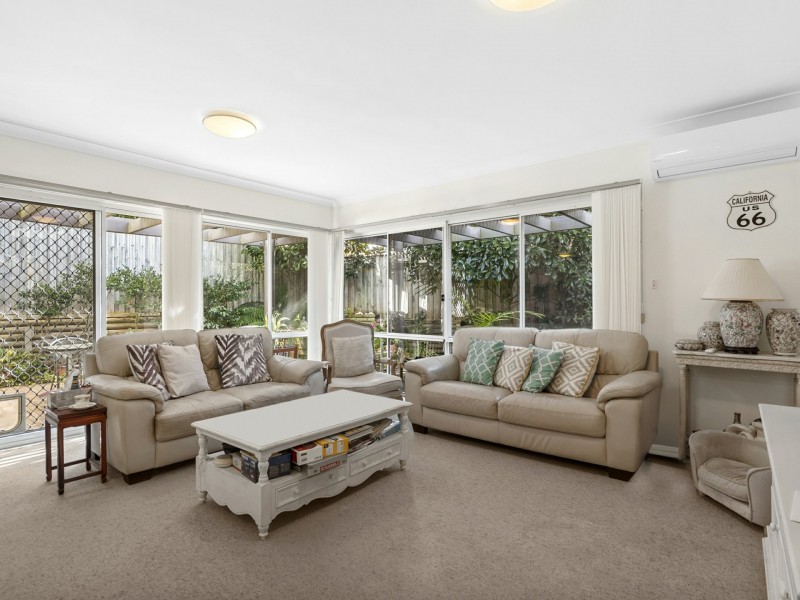 2 Seaview Parade, Belrose NSW 2085