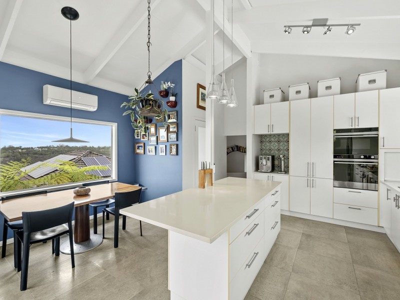 10 Chesterman Crescent, Davidson NSW 2085