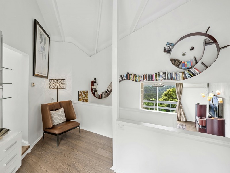 10 Chesterman Crescent, Davidson NSW 2085