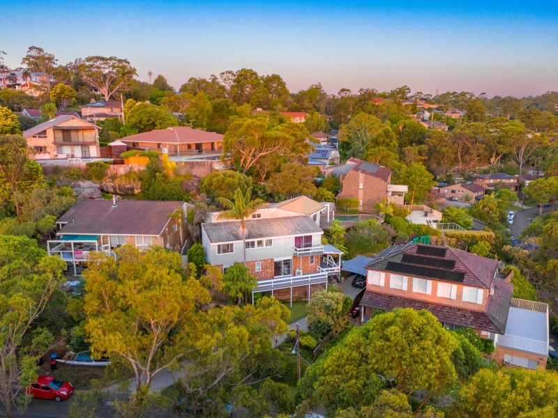 10 Chesterman Crescent, Davidson NSW 2085