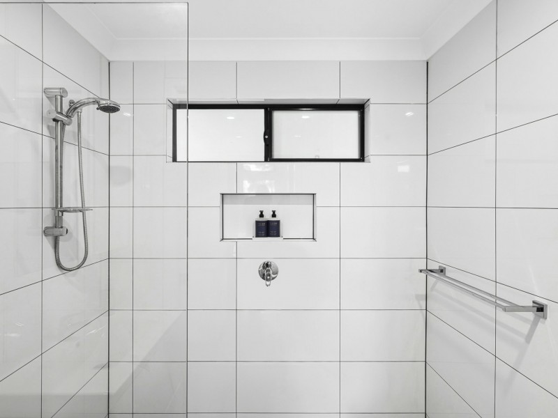 1a Young Crescent, Frenchs Forest NSW 2086