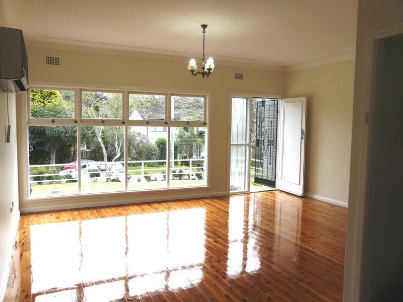 8 Cobb Street, Frenchs Forest NSW 2086