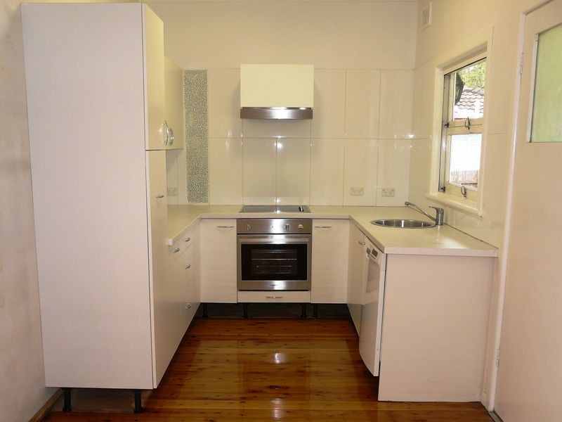 8 Cobb Street, Frenchs Forest NSW 2086