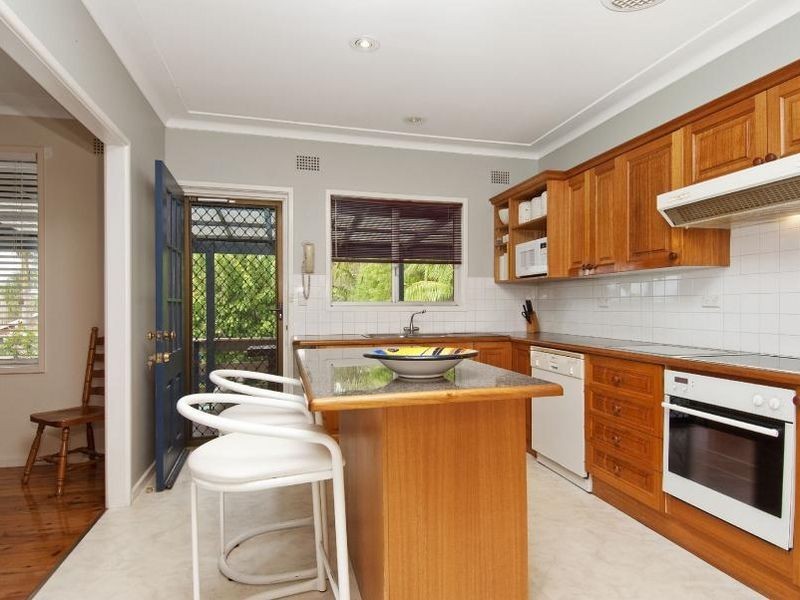 52 Dundilla Road, Frenchs Forest NSW 2086