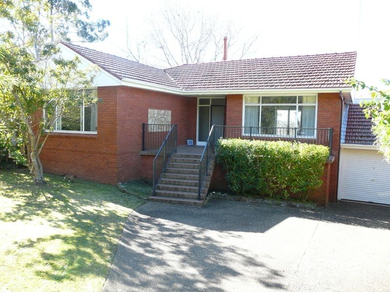 18 Dundilla Road, Frenchs Forest NSW 2086