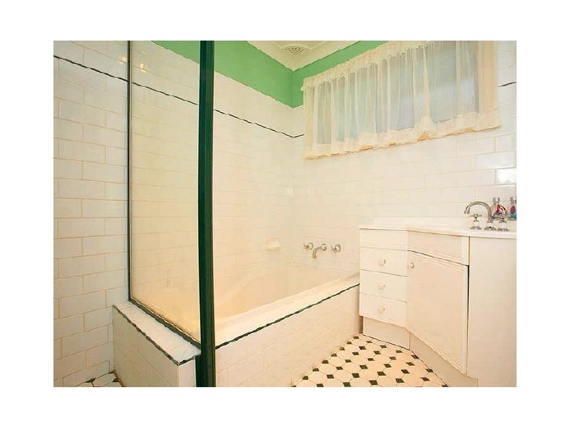 28 Hakea Avenue, Frenchs Forest NSW 2086