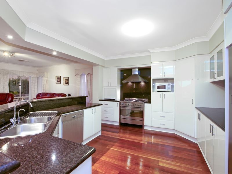 11 Lindrum Street, Belrose NSW 2085