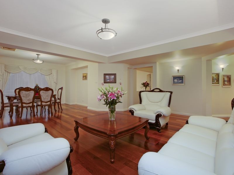 11 Lindrum Street, Belrose NSW 2085